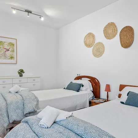 Salada - Plusholidays * La Canuta