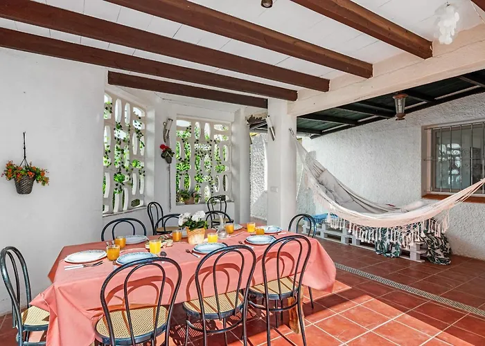 Salada - Plusholidays La Canuta